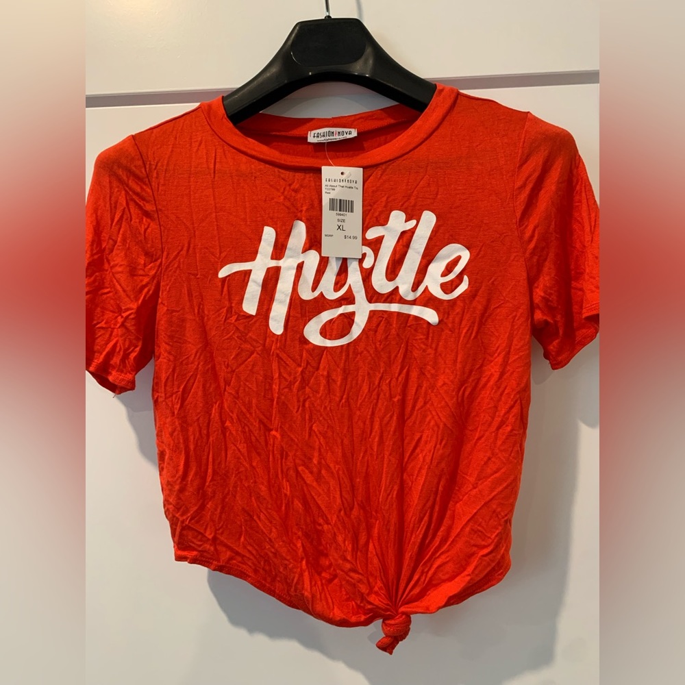 Hustle tie knot short sleeve tee. Size xl.NWTs.